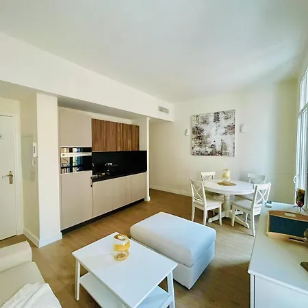 Appartement Elegant 2p Rue Meynadier 350 M Palais&beaches *